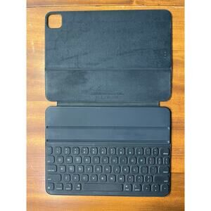 Apple iPad Pro Smart Keyboard Folio Model A2038 11” Case